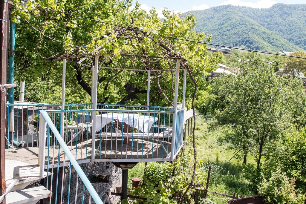 Guest House Mary Hahpat Kültér fotó